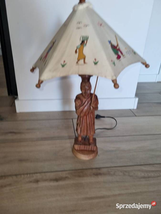Lampa Stołowa Figurka Drewniana