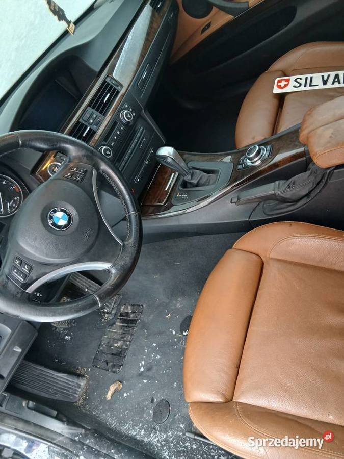 BMW 325xi 30 E91 R6 polift uszkodzony piękny Szczerbice