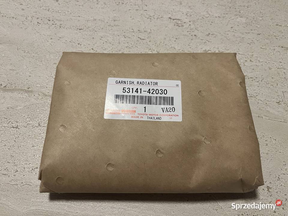 Emblemat pod radar Toyota 53141 42030 NOWY Sobolewo