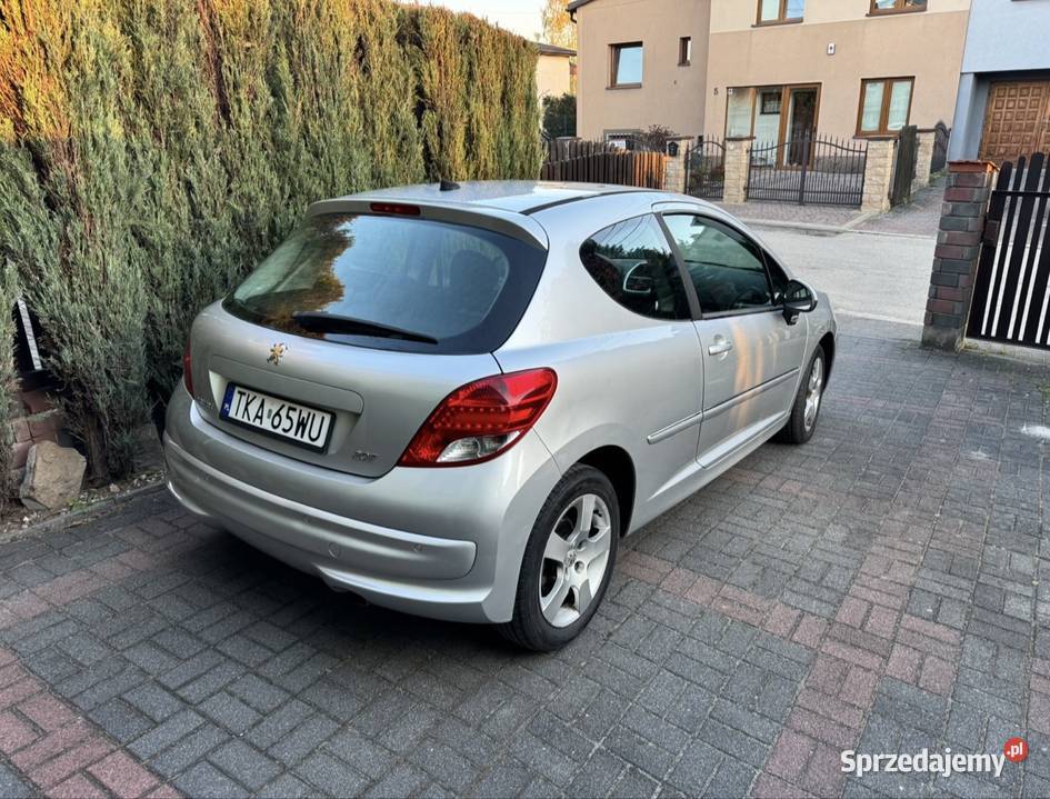 Peugeot 207 16 benzyna 3 drzwi Chełmek sprzedam