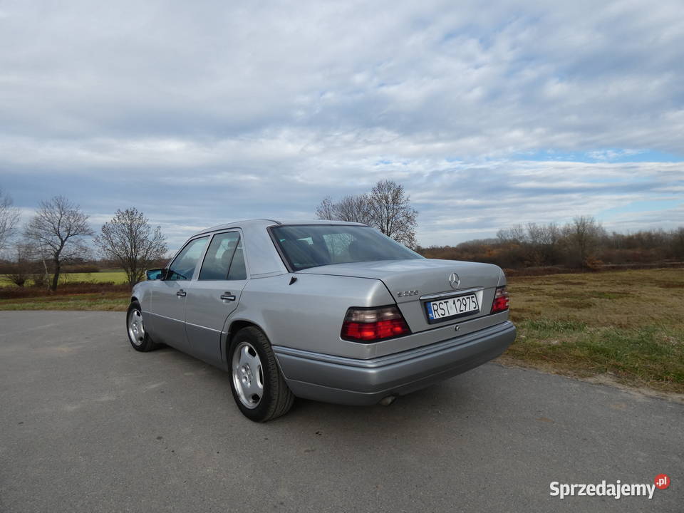 Mercedes W124 E200 1998cm3 Zaleszany