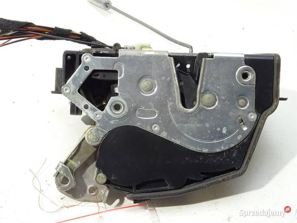 ZAMEK TYŁ PRAWY BMW E65 SedanLimuzyna 7012146