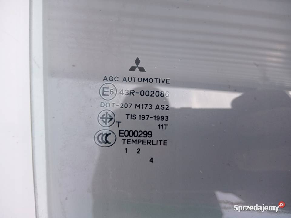 SZYBA DRZWI PRAWY PRZÓD MITSUBISHI PAJERO Nowy Tomyśl