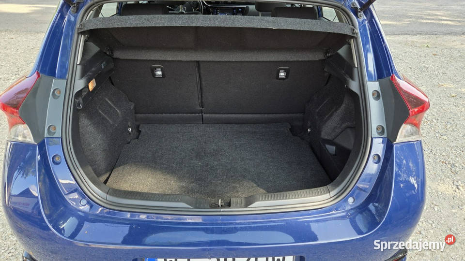 Toyota Auris 18 HSD 136 Kamera Serwisowany Vat Otwock Mały sprzedam