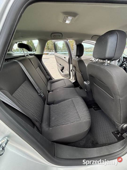 Opel Astra J 14 Turbo LPG 2015 Kombi małopolskie Zabłędza