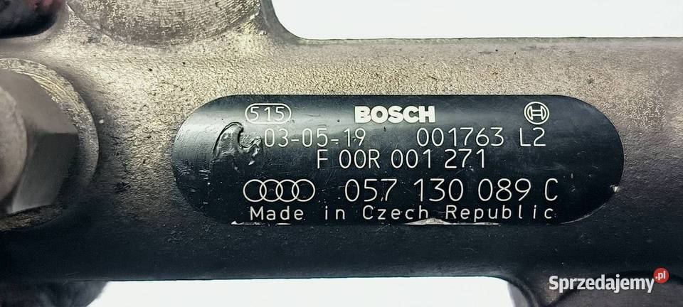 LISTWA WTRYSKOWA AUDI A8 D3 057130089C Lipno