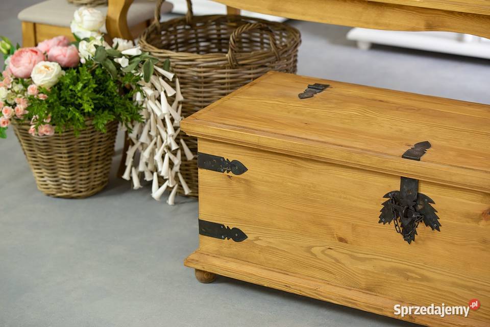 Drewniana skrzynia ozdobna COS 04 Maków Podhalański