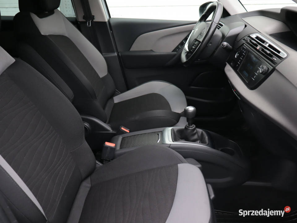 Citroen C4 Grand Picasso PureTech 130 gniazdo USB