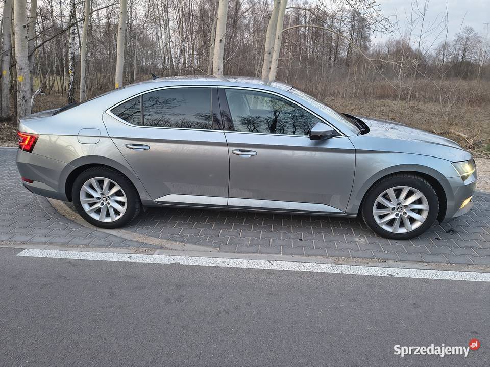 Sprzedamzamienię Superb 20 TDI nowy rozrząd światła LED Wołomin sprzedam