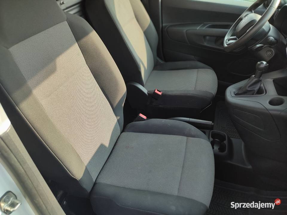 CITROEN BERLINGO 16 HDi 2020r 50000 furgon Kielce