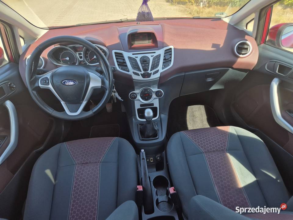 Ford Fiesta Mk7 2011125 82 konie5 DzwiowaBogata 1250cm3 Legnica sprzedam