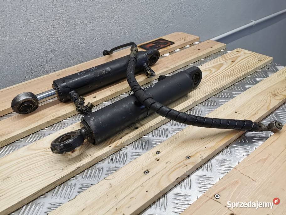 Siłownik skrętu Holland TM 190