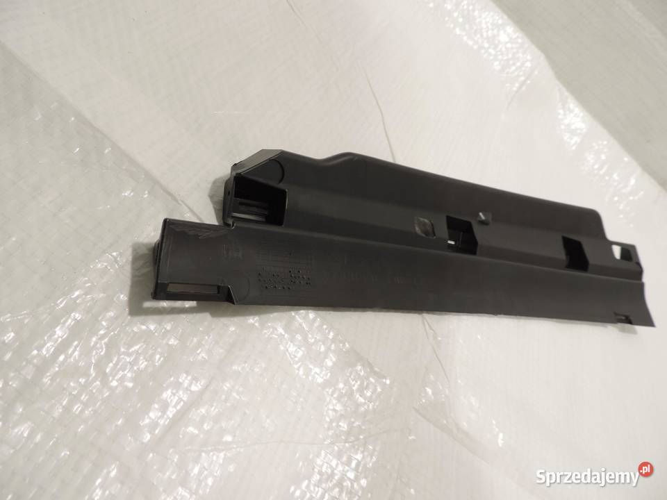 OPEL ZAFIRA C LIFT OSŁONA GRILLA PRAWA NOWA osobowe