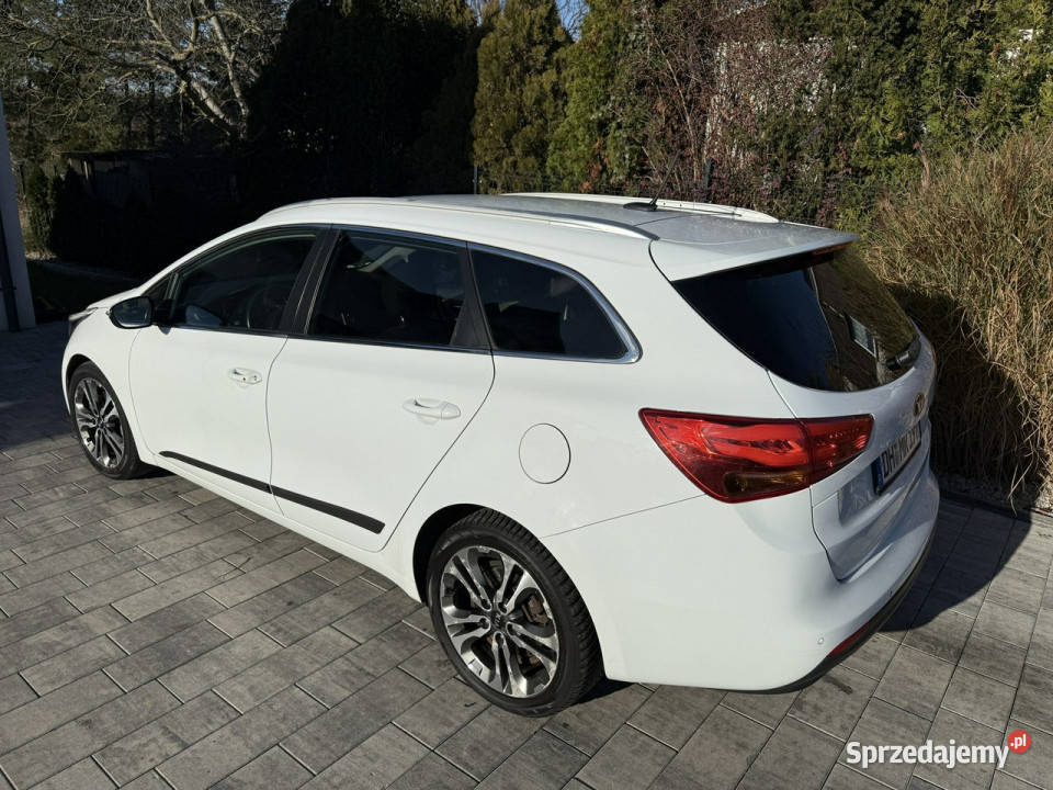 Kia Ceed Zadbana bezwypadkowa przepiękny perłowy Poznań