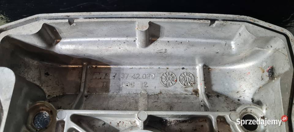 MZ SX 125 dekiel pokrywa zaworów 3742030 Warszawa