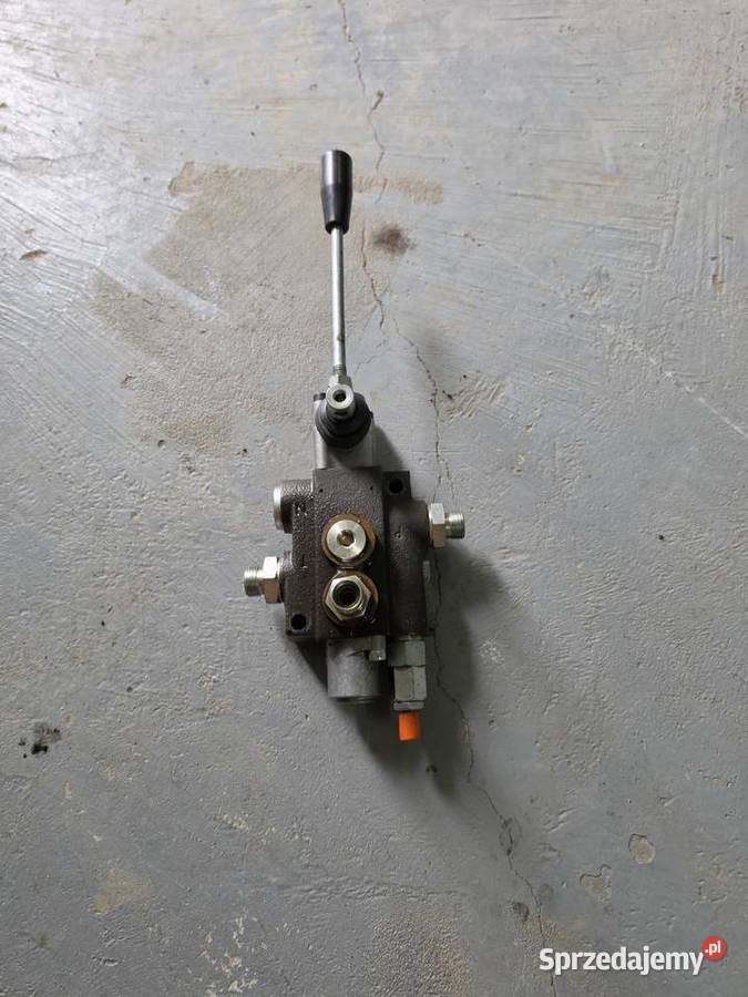 Rozdzielacz hydrauliczny jedno sekcjny Części i osprzęt rolniczy Niedźwiada Duża