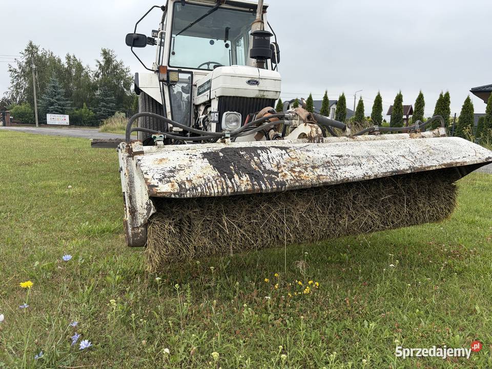 ZAMIATARKA NA TRAKTORZE Ford 4610 Rozprza