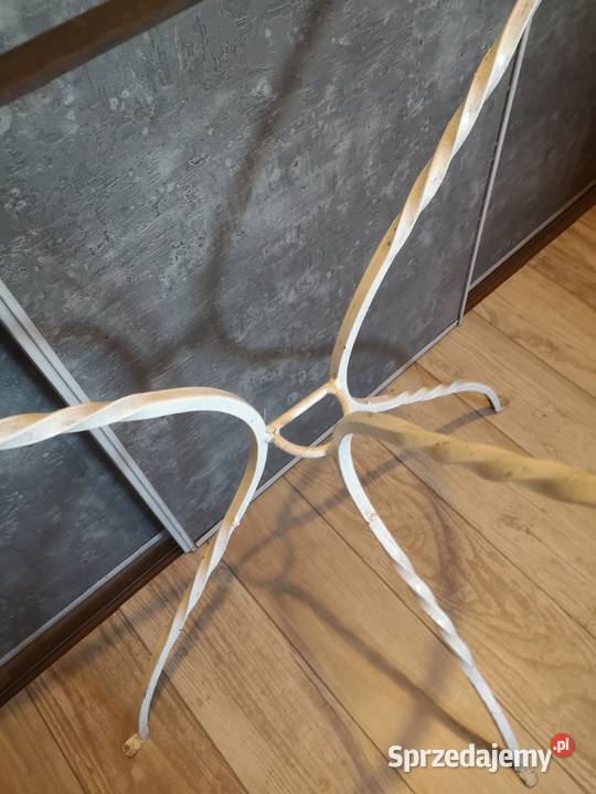 Stolik metalowy rękodzieło Dekoracje i ozdoby Jelenia Góra