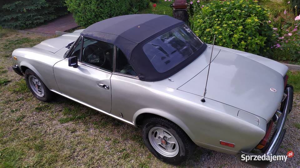 Sprzedam klasyka Fiat 124 Spider 1980 r seria CS małopolskie Wieliczka