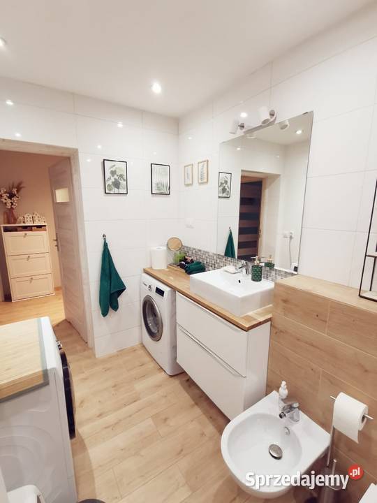 Jasne mieszkanie garderoba balkon garaż tramwaj 48.3m2 Kraków