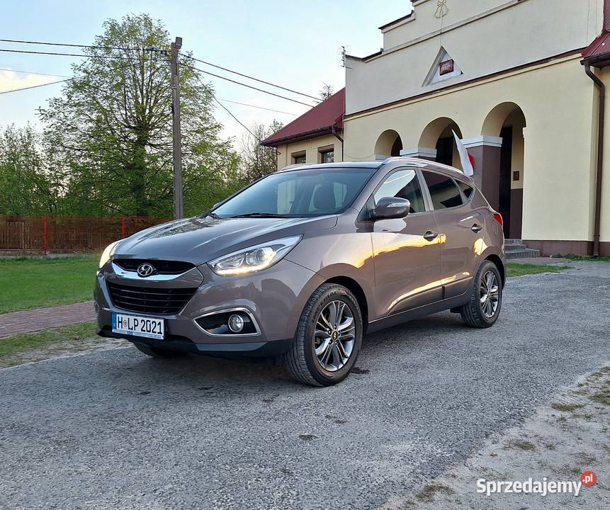 Hyundai ix35 16 135 benzyna z Niemiec serwis ASO ix35 świętokrzyskie Oksa sprzedam