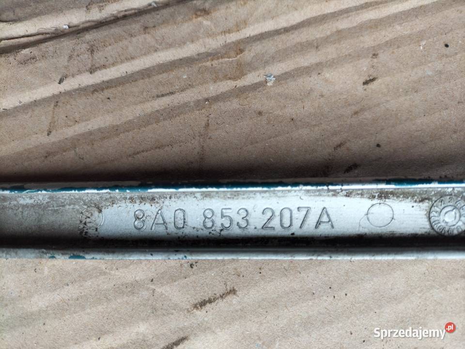 LISTWA POD LAMPE AUDI 80 B4 Kamień-Kolonia