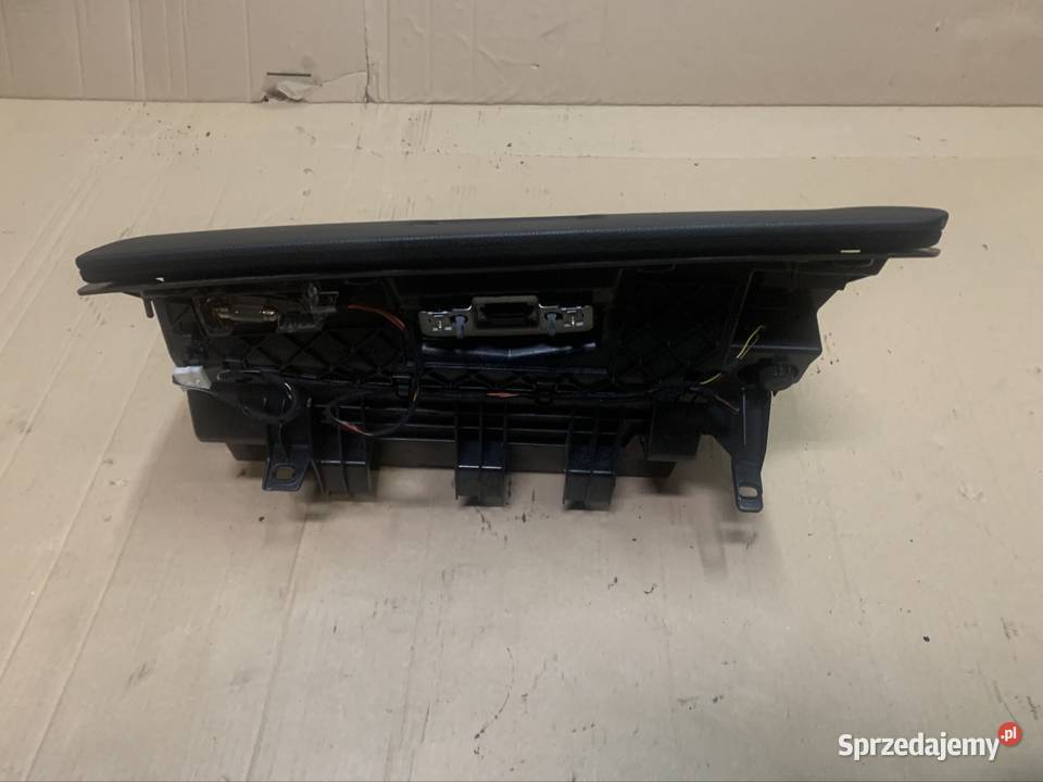 7075479 schowek konsoli bmw e90 e91 e92 e93 Schowki, półki zachodniopomorskie Szczecin
