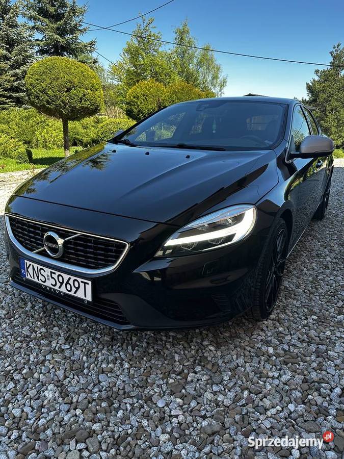 VOLVO V40 RDesign
