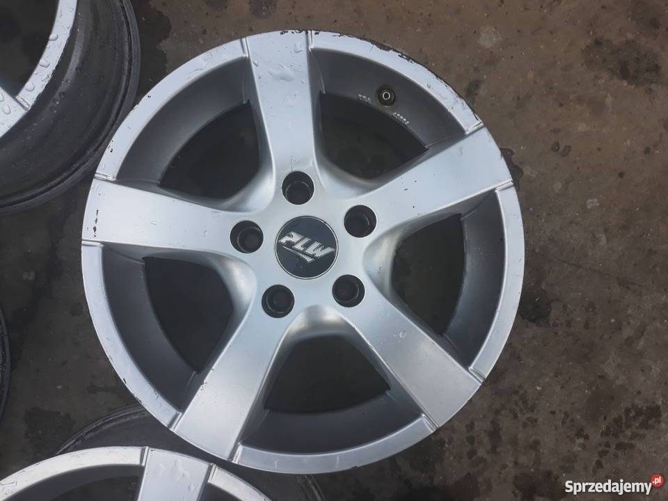 Felgi aluminiowe 15 rozstaw śrub 1143 sprzedam