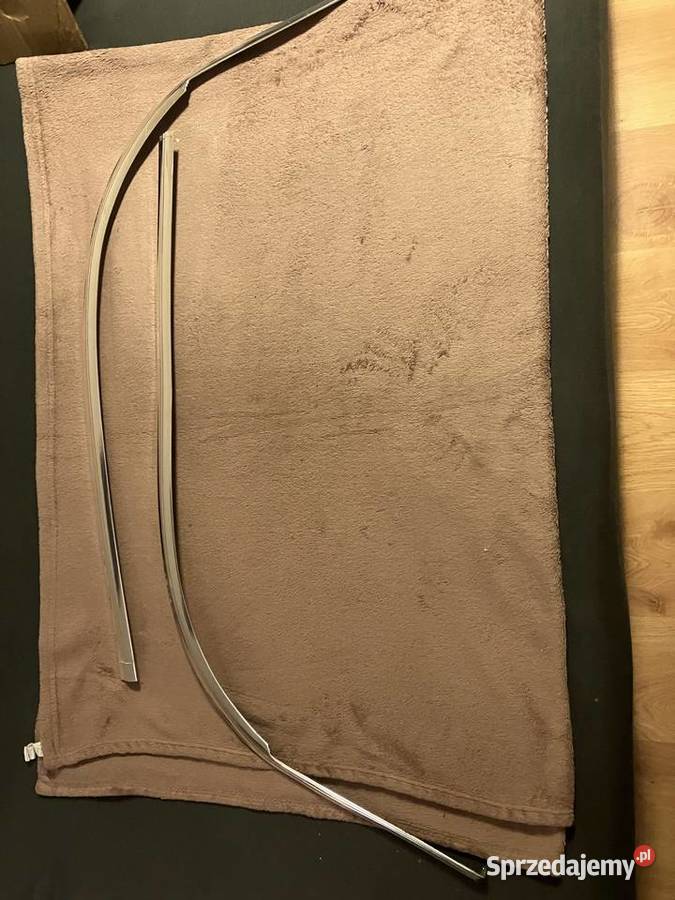 Mercedes W108 Listwy tylnej szyby Chrom łódzkie Łódź