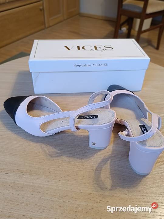 Nowe sandały na obcasie Vices 901920 Pink Obuwie