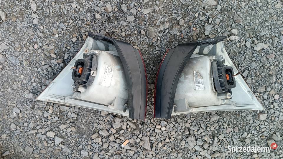 Lampa tyl tylna prawa lewa komplet zestaw VW Radłów