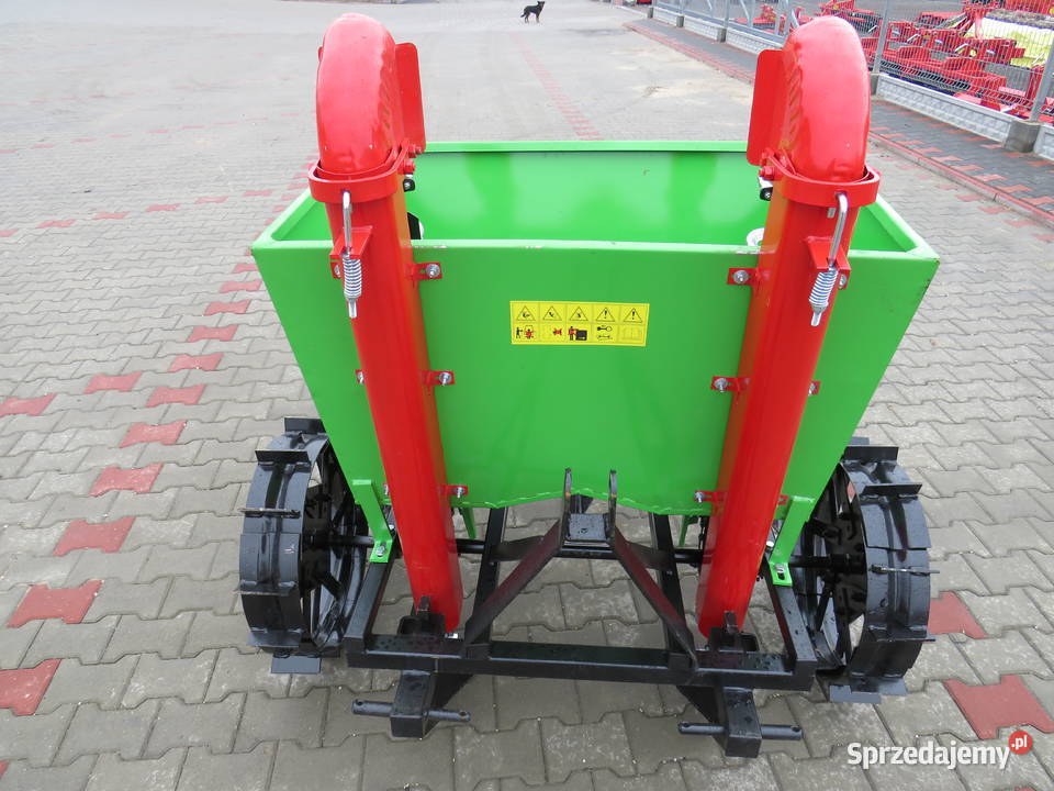 Sadzarka do ziemniaków dwurzędowa Pobrzeże