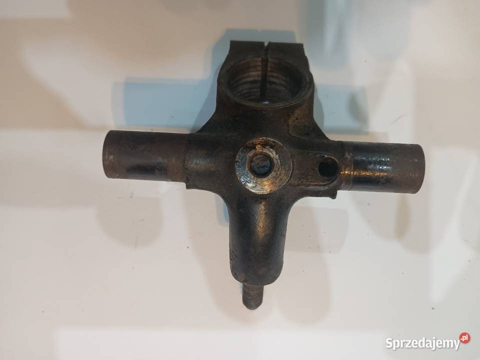 Górna półka zawieszenia trapezu NSU ZDB