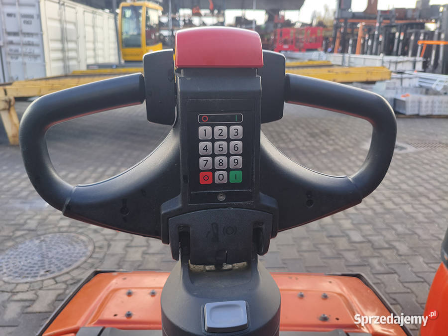 Wózek paletowy elektryczny niskiego podnoszenia