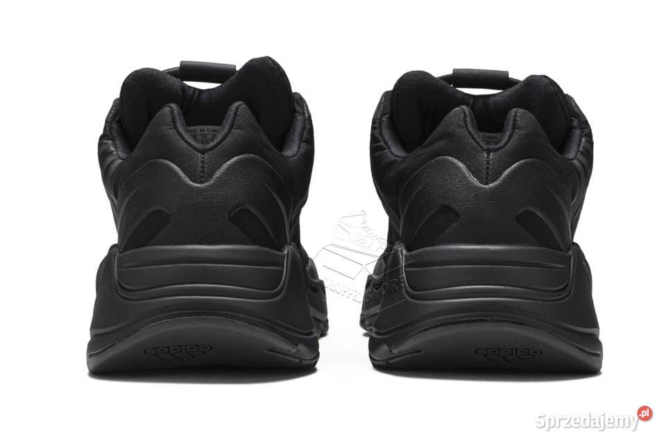Adidas YEEZY BOOST 700 MNVN Triple Black FV4440 Lublin