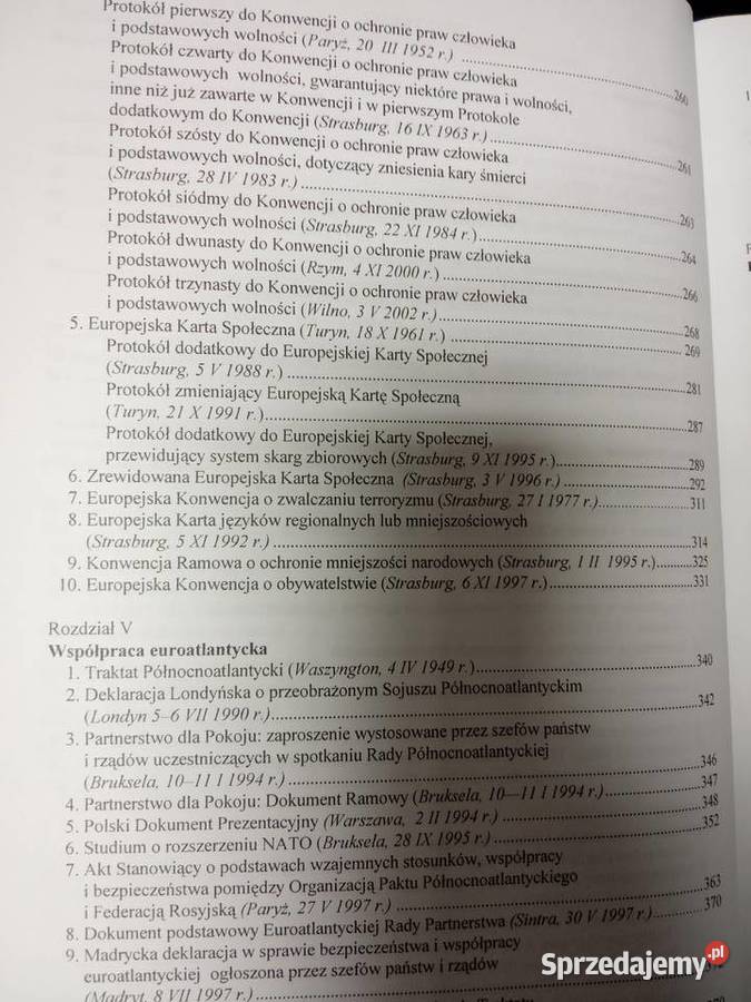 Prawo w stosunkach międzynarodowych książki