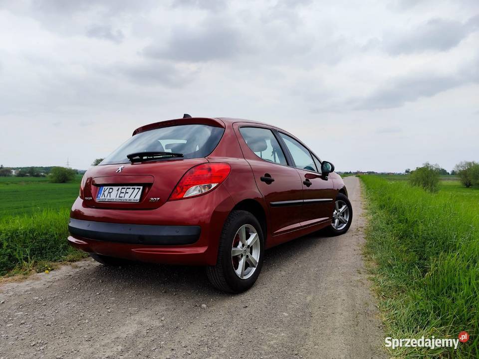 Peugeot 207 14 8v 73 LPG Polski salon małopolskie