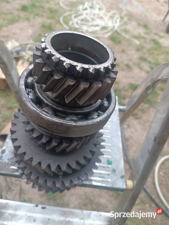 Ursus c385 koła zębate