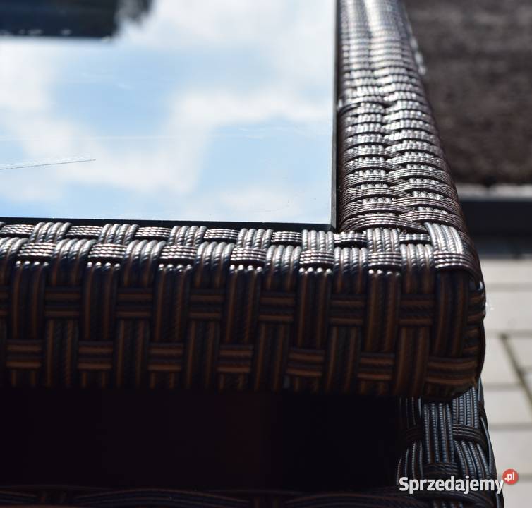 ogród zestaw tulipan 8 osob 4 foteli 4 puf brąz Bosutów