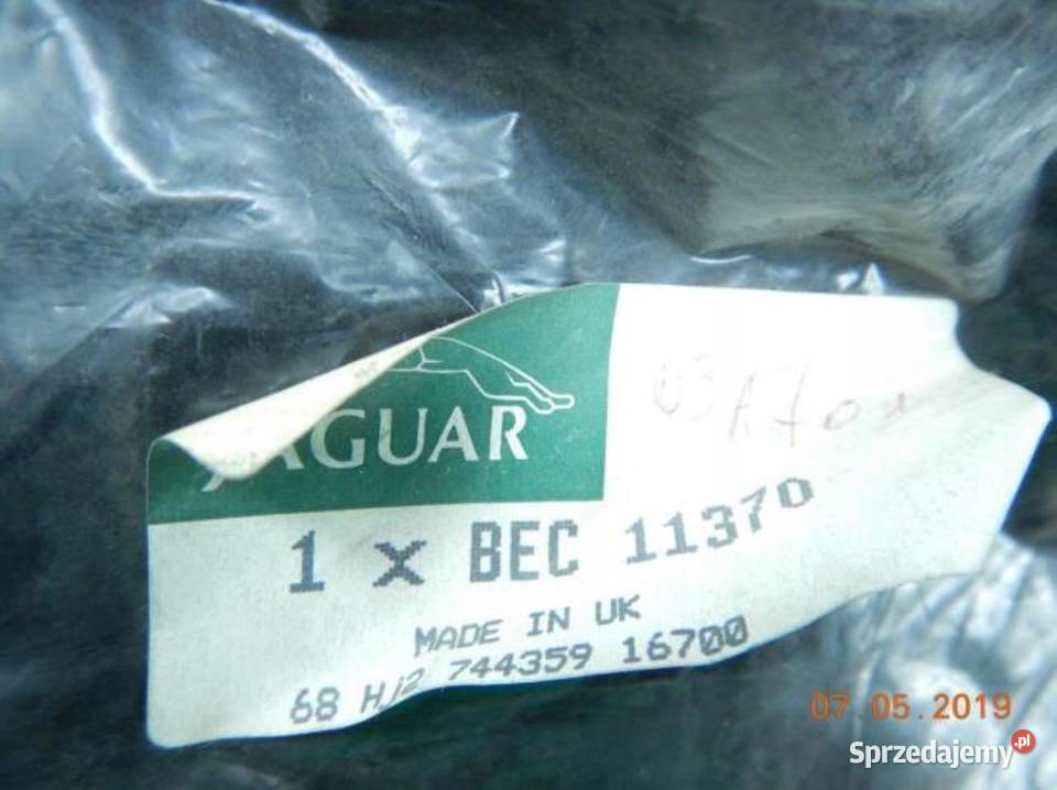 USZCZELKA MASKI VANDEN PLAS XJ6 9394 XJ12 94r