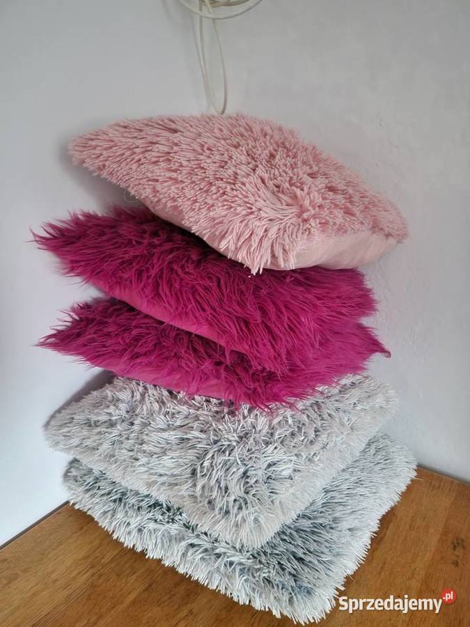 Miękkie poduszki na łóżko kanapę