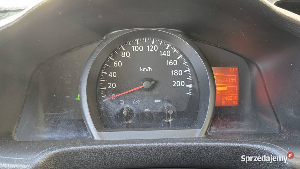 Nissan NV 200 16 benzyna 2010r 5 osób Nowy Świętów