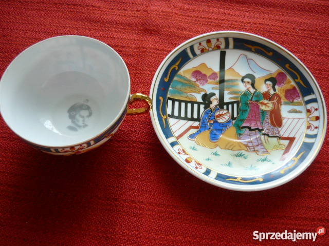 Filiżanka ze spodkiem China