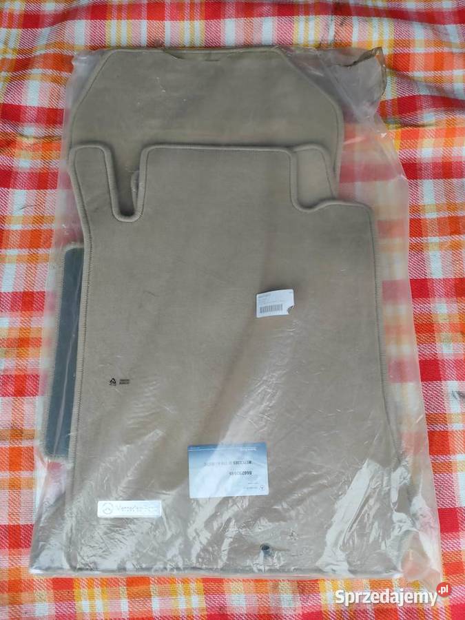 Oryginalne dywaniki welurowe Mercedes W210 S210 Bolewice