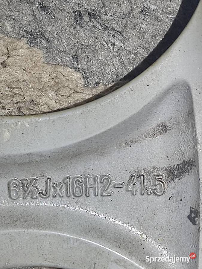Felgi aluminiowe Alfa Romeo 16 65Jx16H2 ET415 Radom