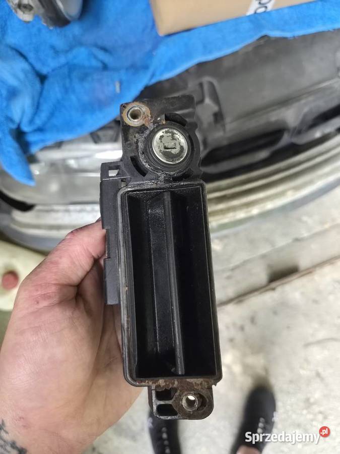 Zamek Klapy Tył Klamka Wkładka Mercedes W203 Klapy bagażnika