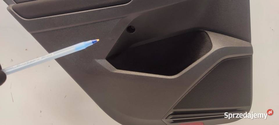 VW TIGUAN II BOCZEK DRZWI LEWY TYŁ 5NA867211L osobowe sprzedam