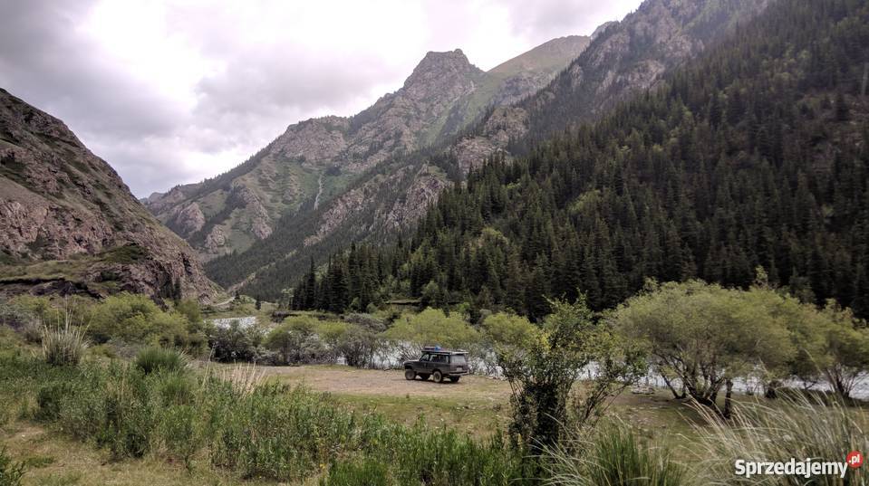 Toyota Land Cruiser HJ60 Napęd 2 lub więcej osi Pozostałe