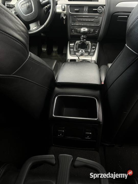 Audi a4b8 najbogatsza wersja quattro sline Rok produkcji 2009 sprzedam